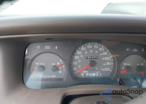 2003 Mercury Grand Marquis Ls from USA, damaged, VIN 2MEHM75W83X646176